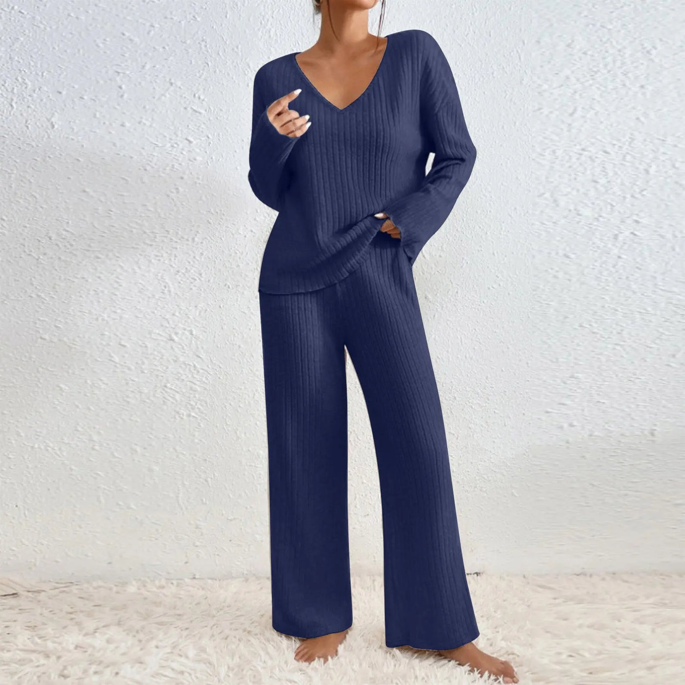 VIVECA - DET MINIMALISTISKA LOUNGEWEARSET